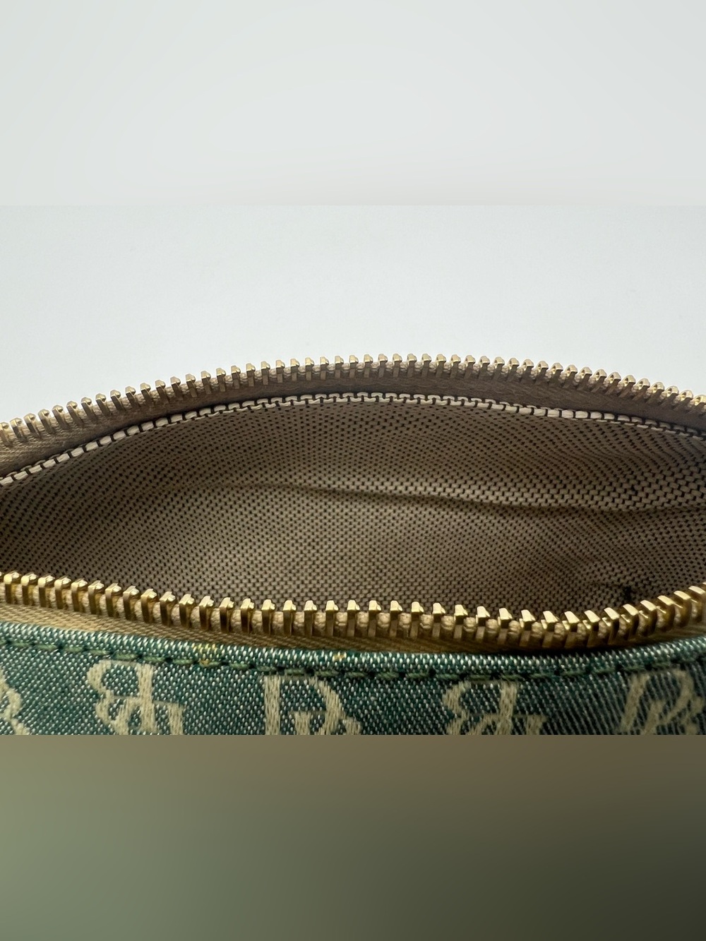 DOONEY & BOURKE Y2K Mini Barrel Monogram Green Canvas Leather Trim Shoulder Bag - Picture 15 of 15